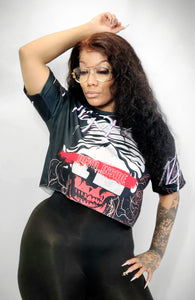 TRUST NO ONE Cropped Tee black